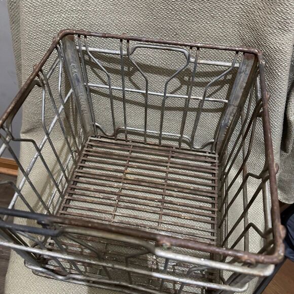 Sealtest Vintage Steel & Wire Galvanized Metal MILK CRATE Carrier 13"x13"x11" - Picture 4 of 12